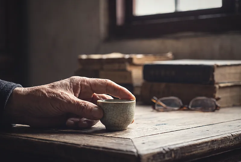 Striving without pause, learning from the old